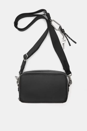 Bolso bandolera con adornos