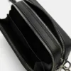 Bolso bandolera con adornos Bolso bandolera con adornos