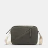 Bolso bandolera con efecto desgastado Bolso bandolera con efecto desgastado