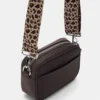 Bolso bandolera con estampado de leopardo y correa