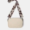 Bolso bandolera con estampado de vaca Bolso bandolera con estampado de vaca