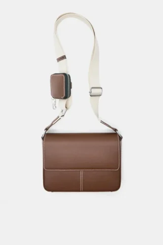 Bolso bandolera con pespuntes