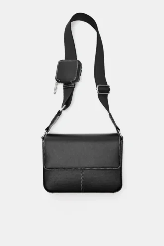 Bolso bandolera con pespuntes