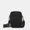 Bolso bandolera con relieve de STWD