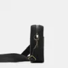 Bolso bandolera con relieve de STWD