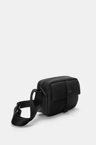 Bolso bandolera de tela recubierta de goma