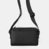 Bolso bandolera de tela recubierta de goma