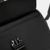 Bolso bandolera de tela recubierta de goma