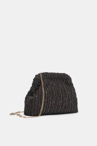 Bolso con abalorios