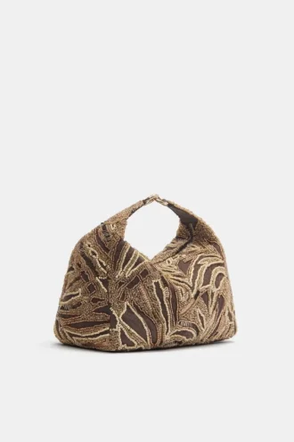 Bolso con abalorios