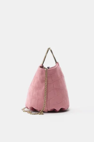 Bolso con asa metálica