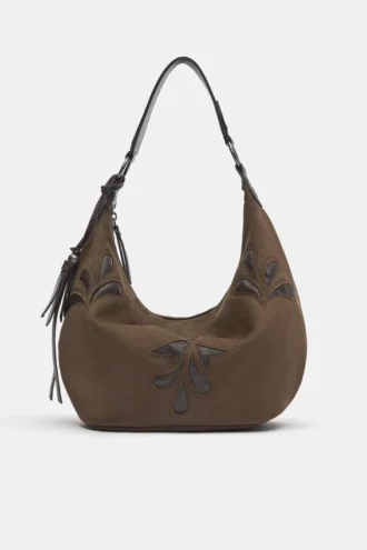 Bolso de hombro con adornos de flecos