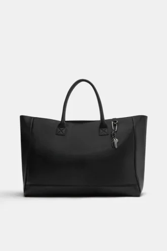 Bolso de viaje con adornos