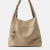 Bolso shopper con adornos Bolso shopper con adornos
