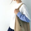 Bolso shopper con adornos Bolso shopper con adornos