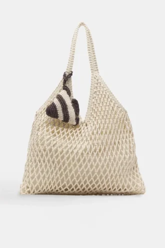 Bolso shopper con adornos de macramé Bolso shopper con adornos de macramé