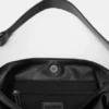Bolso tote con detalle de anilla Bolso tote con detalle de anilla