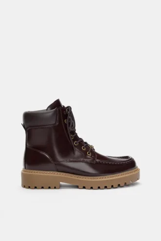 Botas con cordones STWD