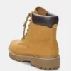 Botas con cordones STWD