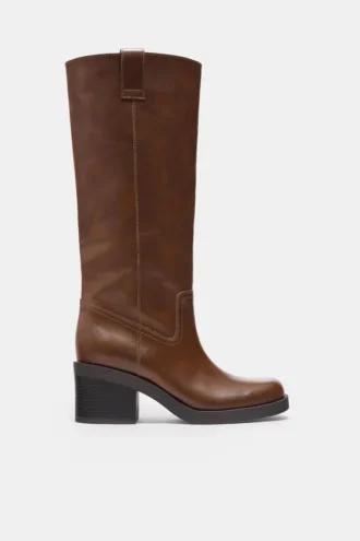 Botas de tacón alto