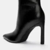 Botas de tacón alto hasta la rodilla