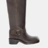 Botas moteras con tachuelas