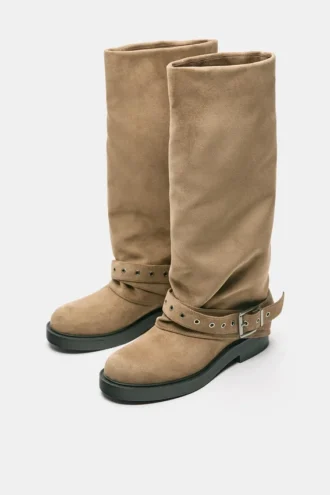 Botas tipo leggings con hebilla