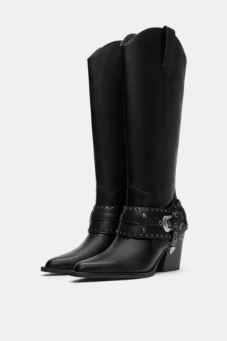 Botas vaqueras con hebilla