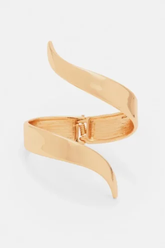 Brazalete curvo
