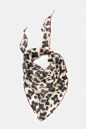Bufanda con estampado animal