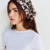 Bufanda con estampado animal Bufanda con estampado animal