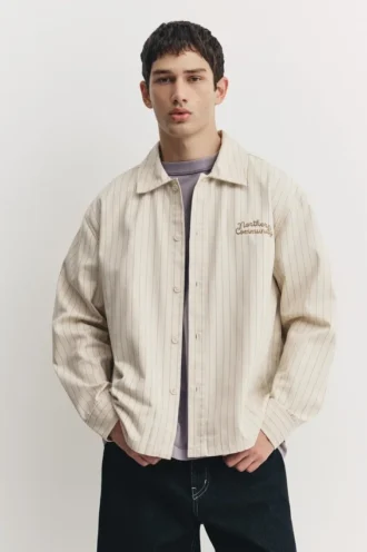 Camisas a rayas bordadas