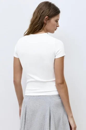 Camiseta ajustada de manga corta