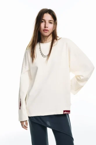 Camiseta blanca con estampado Camiseta blanca con estampado