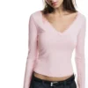 Camiseta con cuello con ribete de encaje