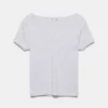 Camiseta con cuello en V