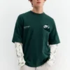 Camiseta con estampado en las dos mangas