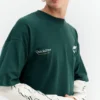 Camiseta con estampado en las dos mangas