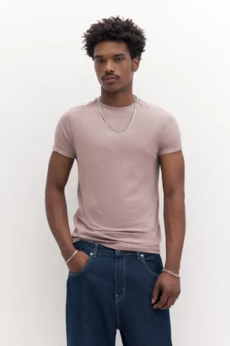Camiseta de corte entallado