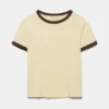 Camiseta de manga corta con cuello acanalado Camiseta de manga corta con cuello acanalado