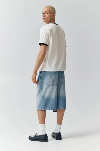 Camiseta de manga corta con ribete gráfico