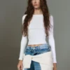 Camiseta de manga larga con cuello barco Camiseta de manga larga con cuello barco