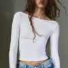 Camiseta de manga larga con cuello barco Camiseta de manga larga con cuello barco