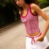 Camiseta sin mangas con bordado a rayas Camiseta sin mangas con bordado a rayas