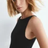 Camiseta sin mangas con cuello barco Camiseta sin mangas con cuello barco