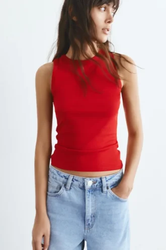 Camiseta sin mangas de cuello redondo
