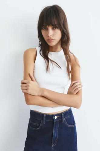 Camiseta sin mangas de cuello redondo