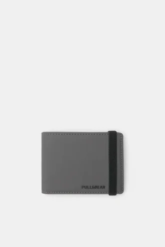 Cartera con acabado de goma