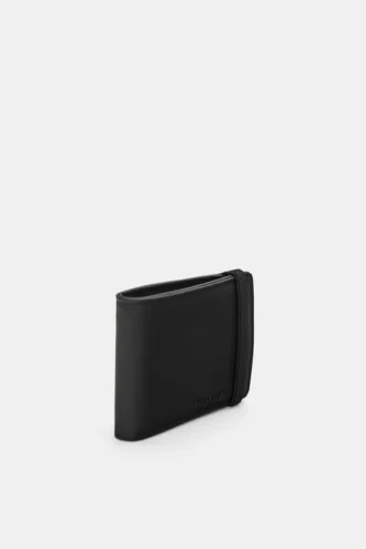 Cartera con acabado de goma
