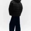 Chaqueta acolchada con capucha de STWD